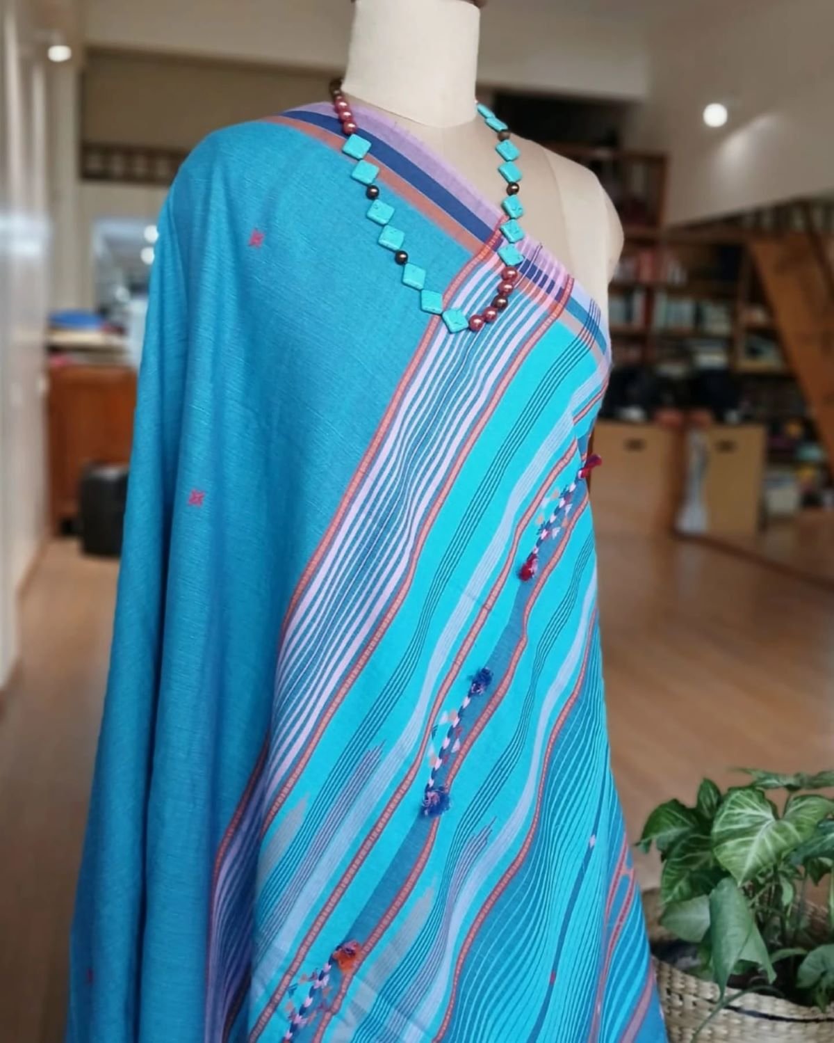 Two-tone dark turquoise Bhujodi saree – (BHUJ0059) - Image 6