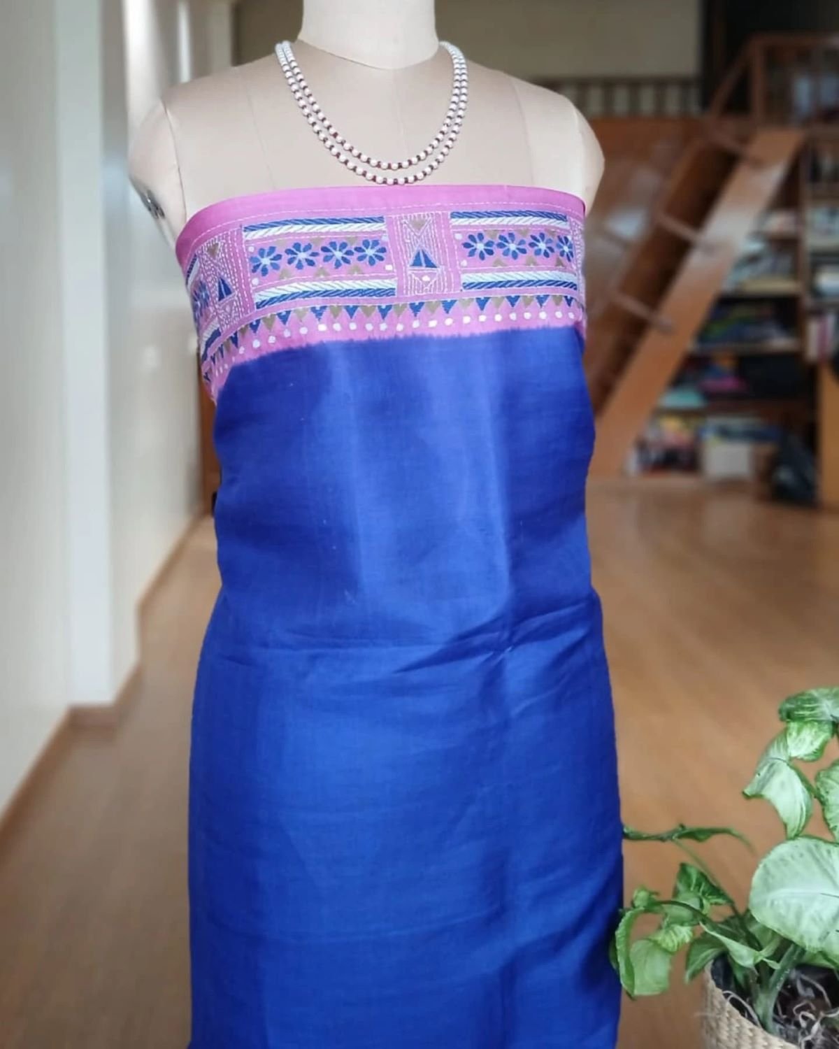 Santiniketan Kantha Saree in pure Bisnupuri Silk – (SNBK1019) - Image 10