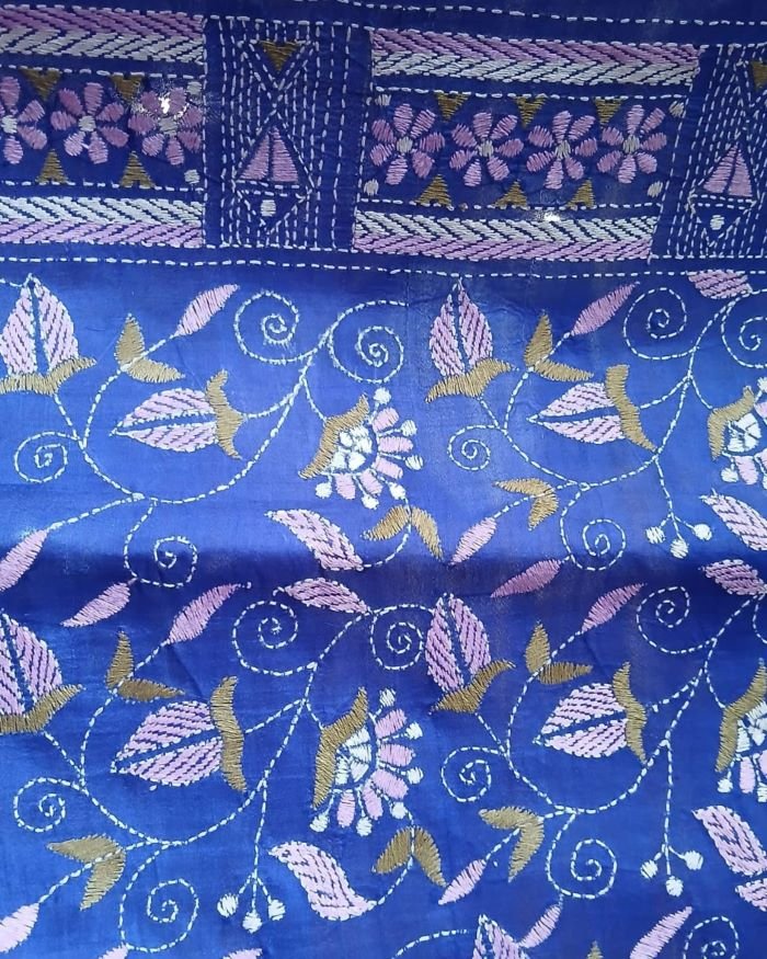 Santiniketan Kantha Saree in pure Bisnupuri Silk – (SNBK1019) - Image 9