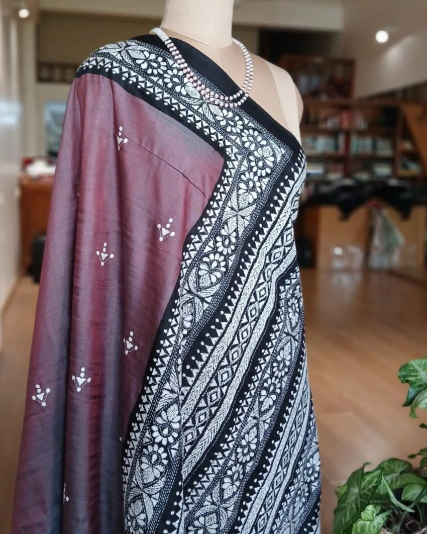 Santiniketan Kantha Saree in pure Bisnupuri Silk – (SNBK1020) - Image 8