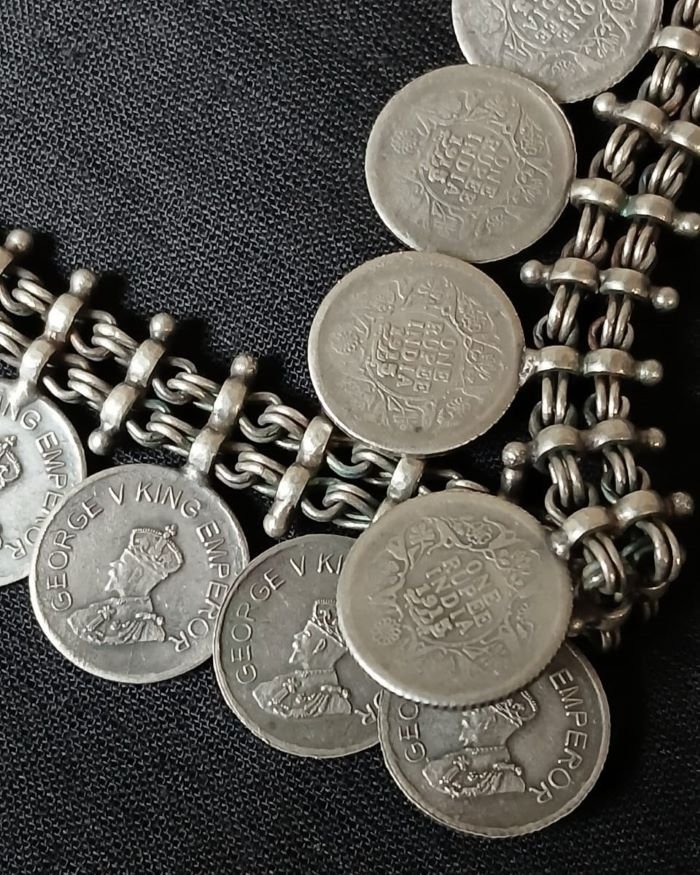 Vintage style silver coin necklace with matching earrings - (VSSC0001) - Image 4