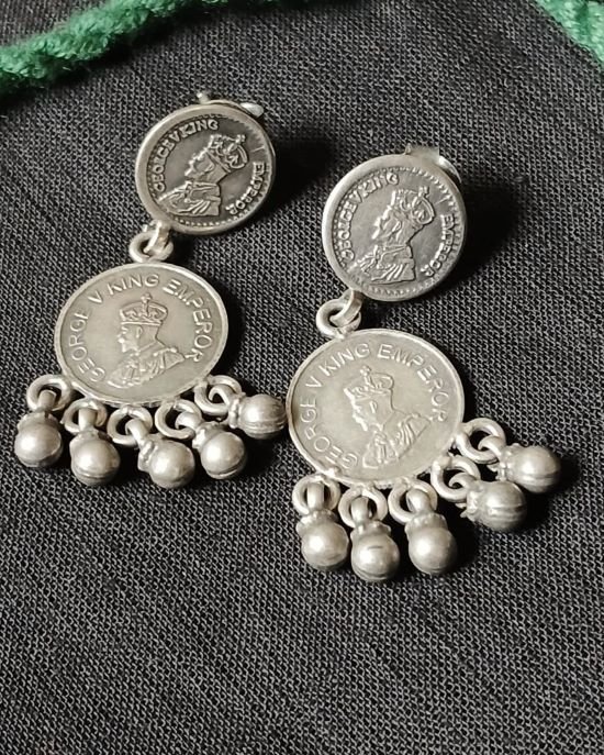 Vintage style silver coin necklace with matching earrings - (VSSC0001) - Image 5
