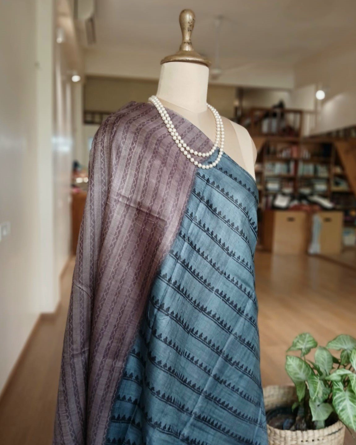 Pure tussar silk saree with Bengal Hand Blockprint, from Icchapur - (PTSS0001) - Image 9