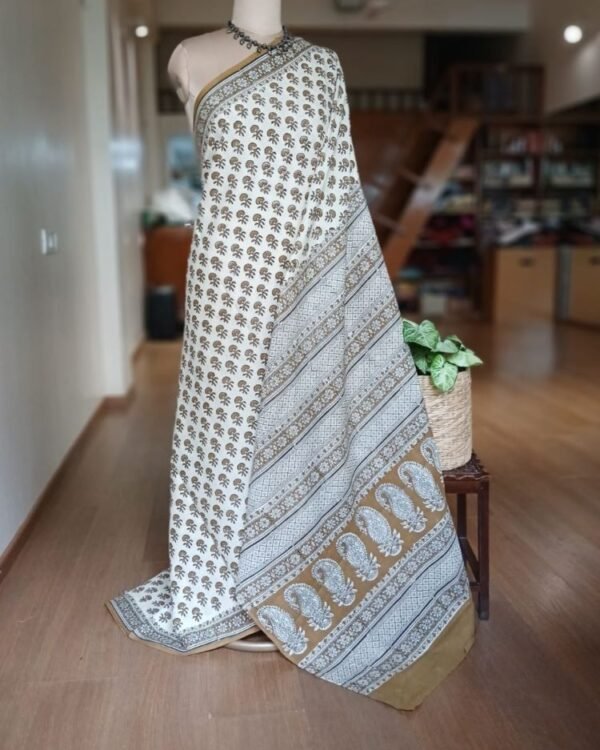 Hand Blockprint from Ahmedabad in Soft Mul Cotton – (BMCA0014)