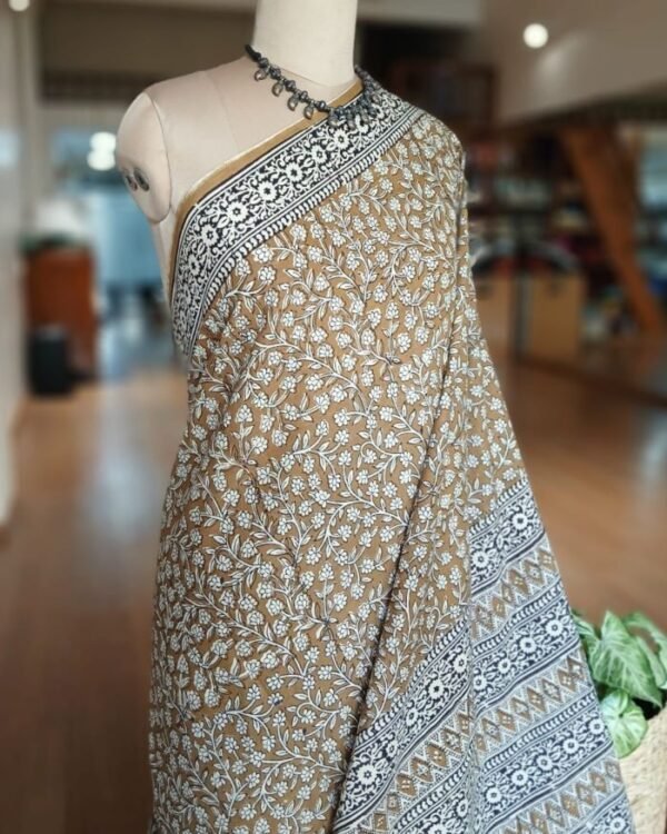 Hand Blockprint from Ahmedabad in Soft Mul Cotton – (BMCA0019) - Image 2