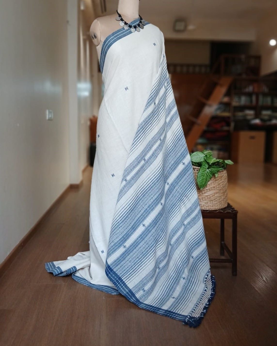 Bhujodi Saree handwoven in Kala Cotton – (BHUJ0068) - Image 4