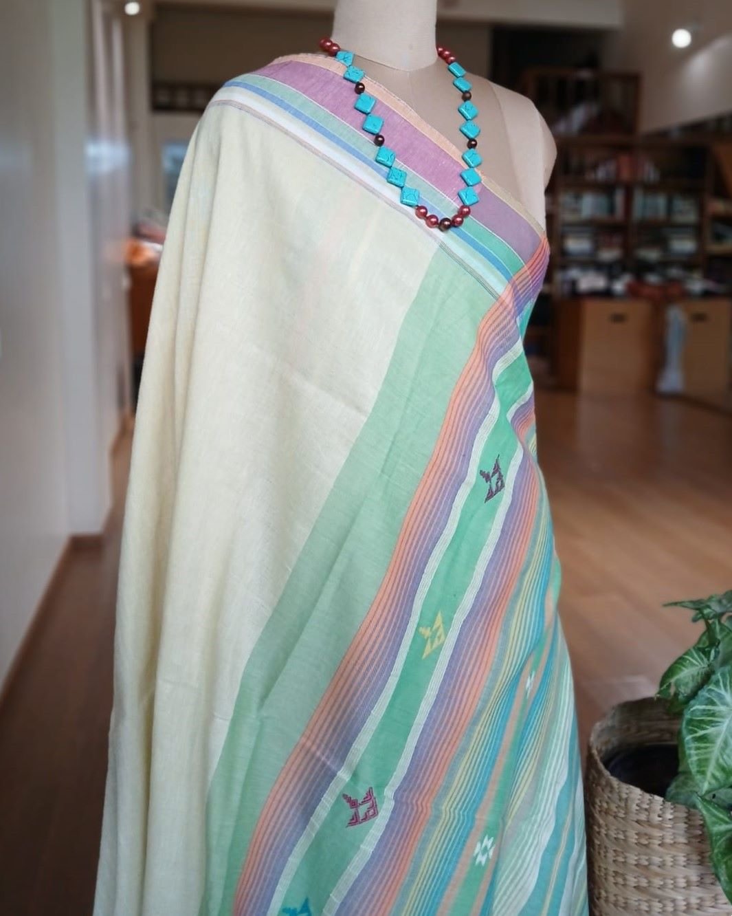 Bhujodi Saree handwoven in Kala Cotton – (BHUJ0072) - Image 7