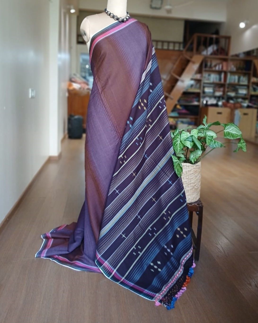 Bhujodi Saree handwoven in Kala Cotton – (BHUJ0073) - Image 4