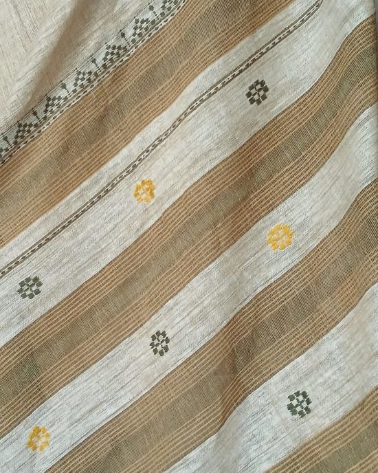 Ahimsa Eri Silk saree from Sualkuchi in Assam - (AESS0001) - Image 8