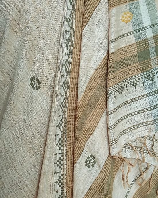 Ahimsa Eri Silk saree from Sualkuchi in Assam - (AESS0001) - Image 5