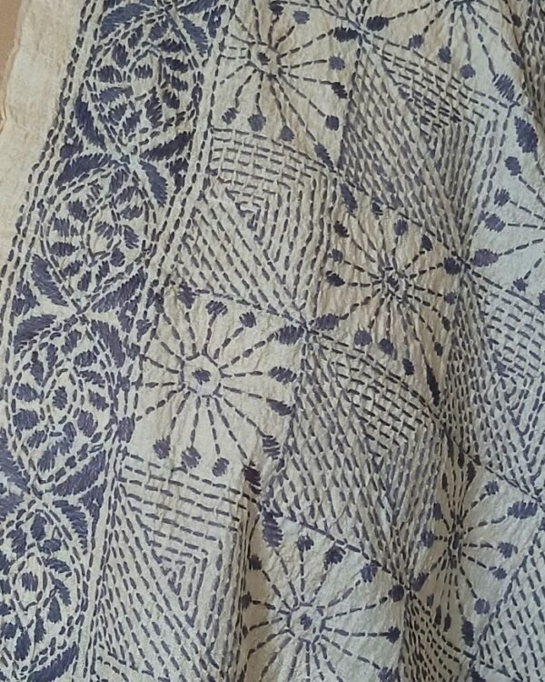 Tussar silk stole with kantha hand-embroidery, made in Santiniketan - (TSSK0004) - Image 2