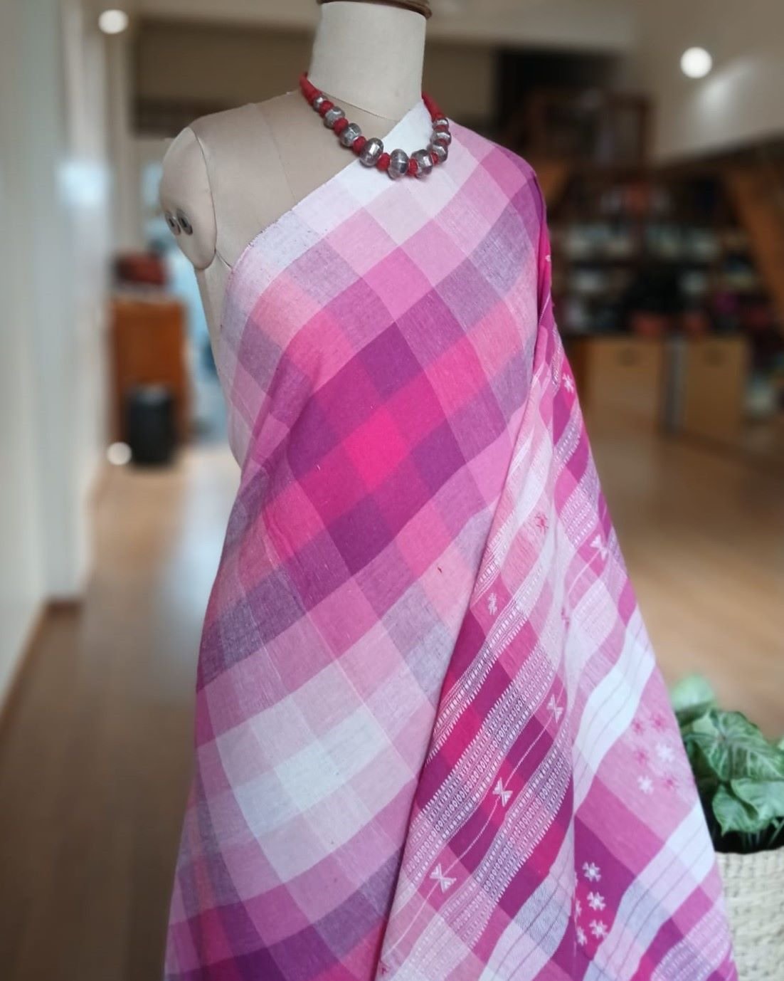 Bhujodi Saree handwoven in Kala Cotton – (BHUJ0079) - Image 3