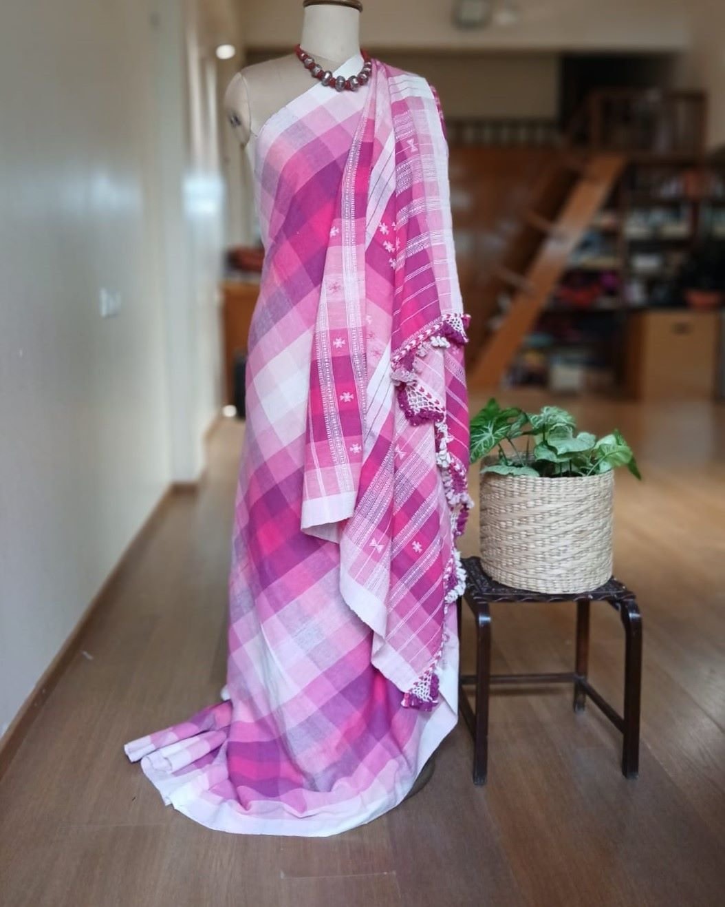Bhujodi Saree handwoven in Kala Cotton – (BHUJ0079)
