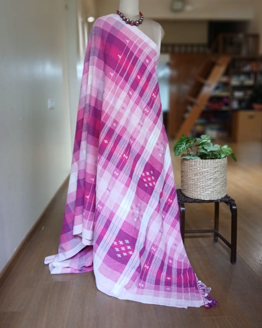 Bhujodi Saree handwoven in Kala Cotton – (BHUJ0079) - Image 5