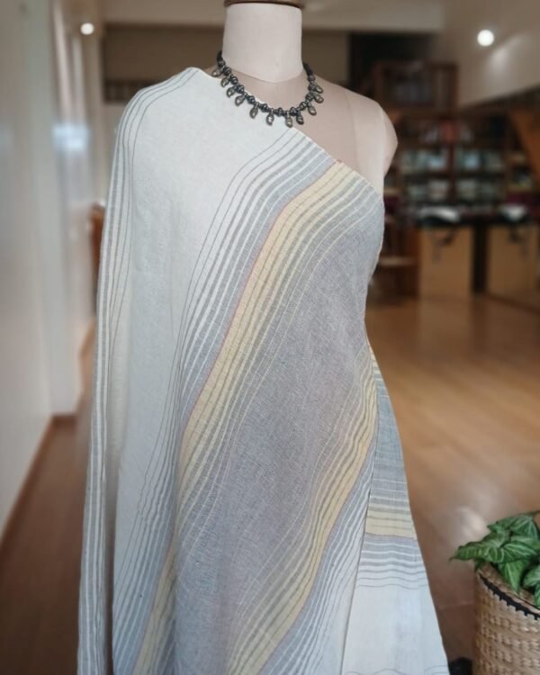 Handwoven Dupatta in Kala Cotton from Bhujodi - (HDKC0001) - Image 6