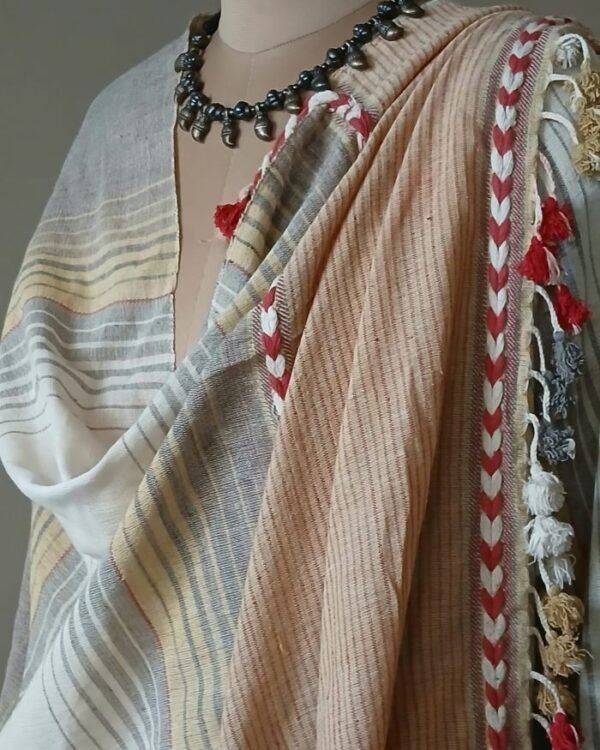 Handwoven Dupatta in Kala Cotton from Bhujodi - (HDKC0001) - Image 3