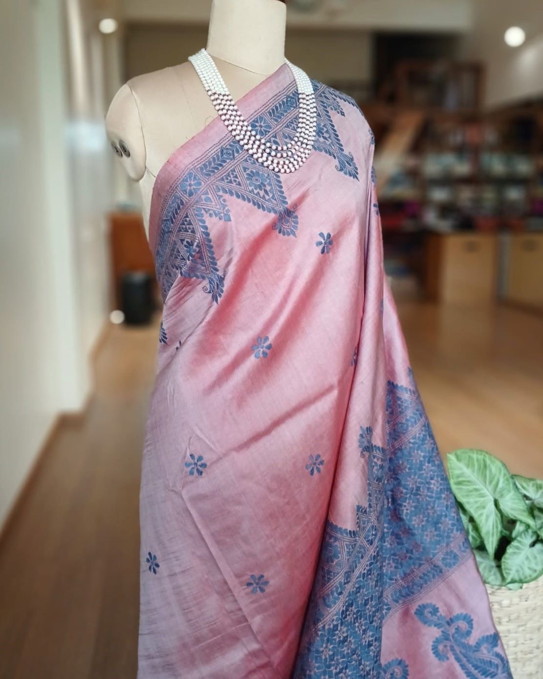 Santiniketan Kantha Saree in pure Bisnupuri Silk – (SNBK1024) - Image 3