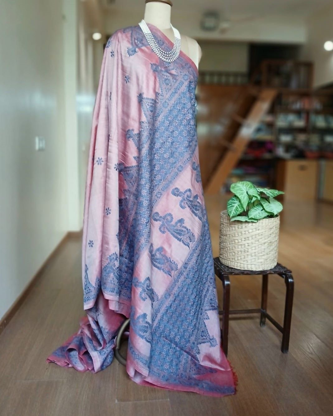 Santiniketan Kantha Saree in pure Bisnupuri Silk – (SNBK1024) - Image 6
