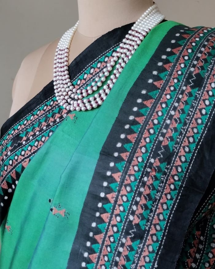 Santiniketan Kantha Saree in pure Bisnupuri Silk – (SNBK1026) - Image 6
