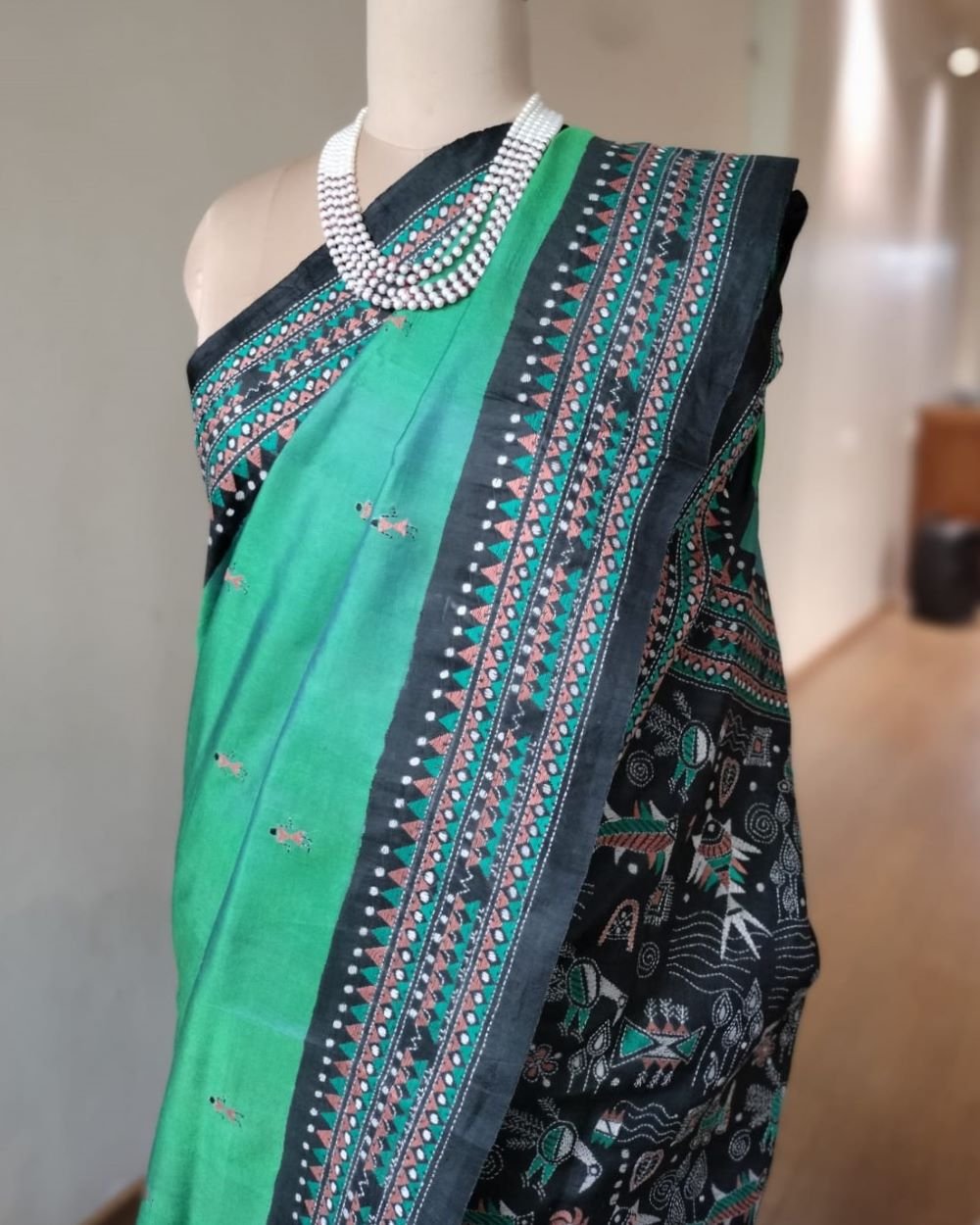 Santiniketan Kantha Saree in pure Bisnupuri Silk – (SNBK1026) - Image 5