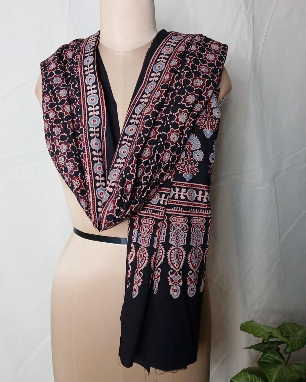 Ajrakh Handblock Dupatta in Natural Dyes - (AHDN0004) - Image 4