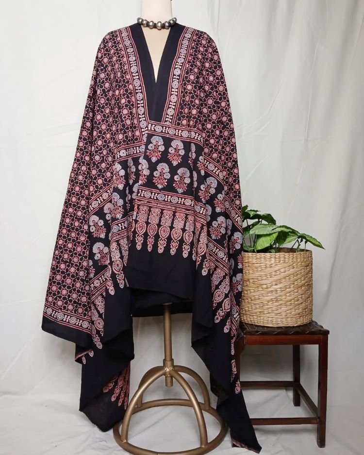 Ajrakh Handblock Dupatta in Natural Dyes - (AHDN0004) - Image 2