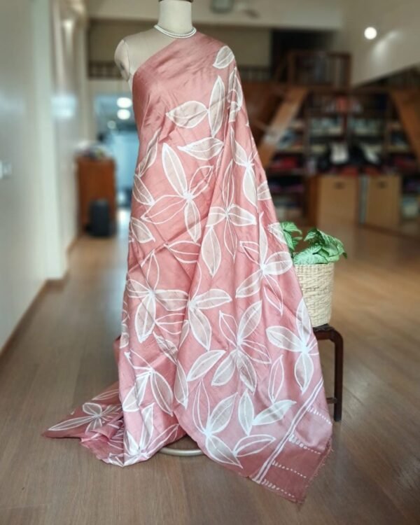 Handpainted Batik Silk Saree from Serampore - (BSSM0013) - Image 2