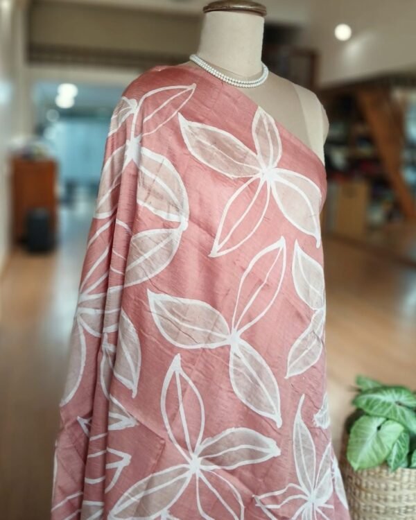 Handpainted Batik Silk Saree from Serampore - (BSSM0013) - Image 8