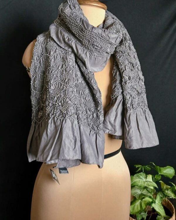 Luxurious Silk Dupatta/Shawl with very fine bandhani work - (LSDS0003)