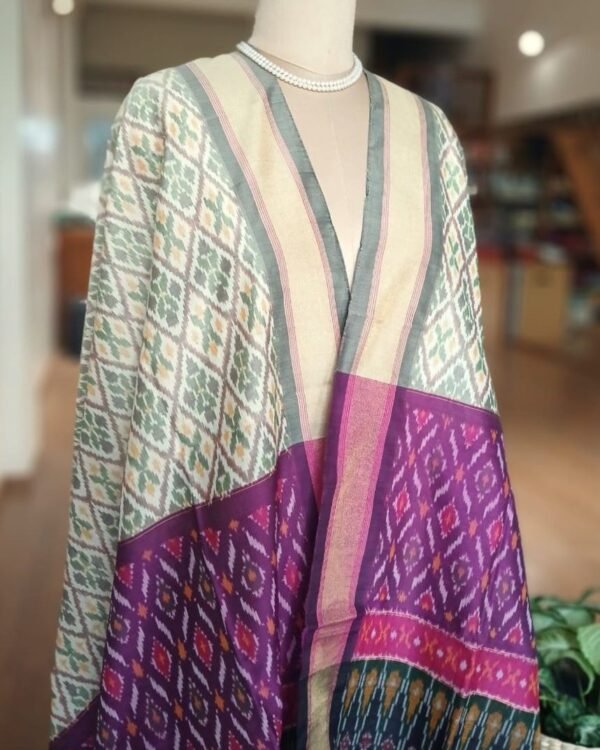 Silk-cotton dupattas from Telengana – (SCDT0002) - Image 2