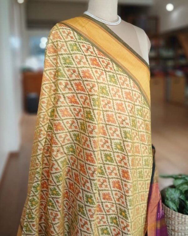 Silk-cotton dupattas from Telengana – (SCDT0003) - Image 5