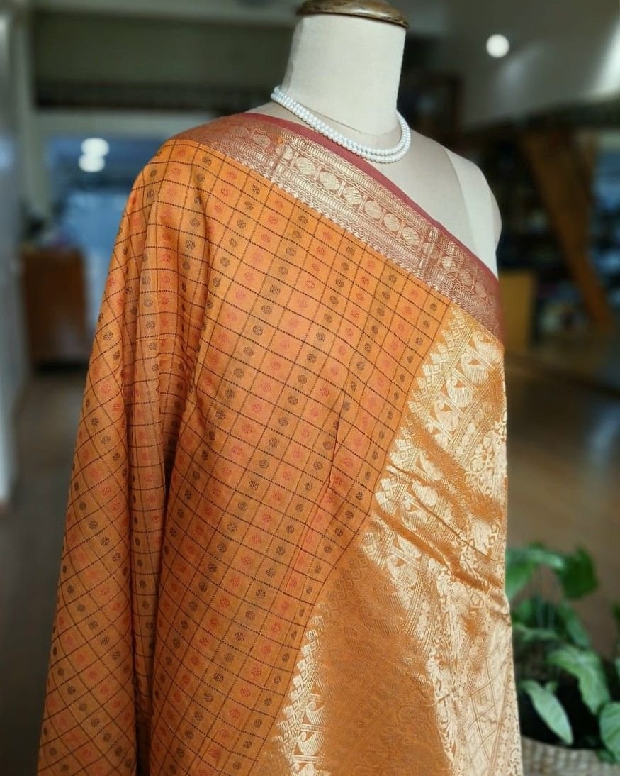 Ayiram Butta Kanchi Cotton Handweave with Zari – (KANC1109) - Image 6
