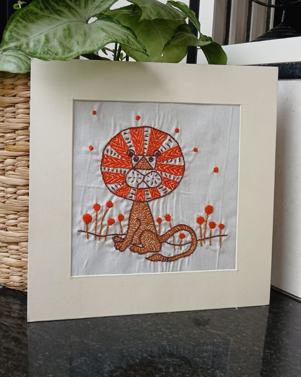 Kantha Embroidered Artwork Lion – (ARTW0009)