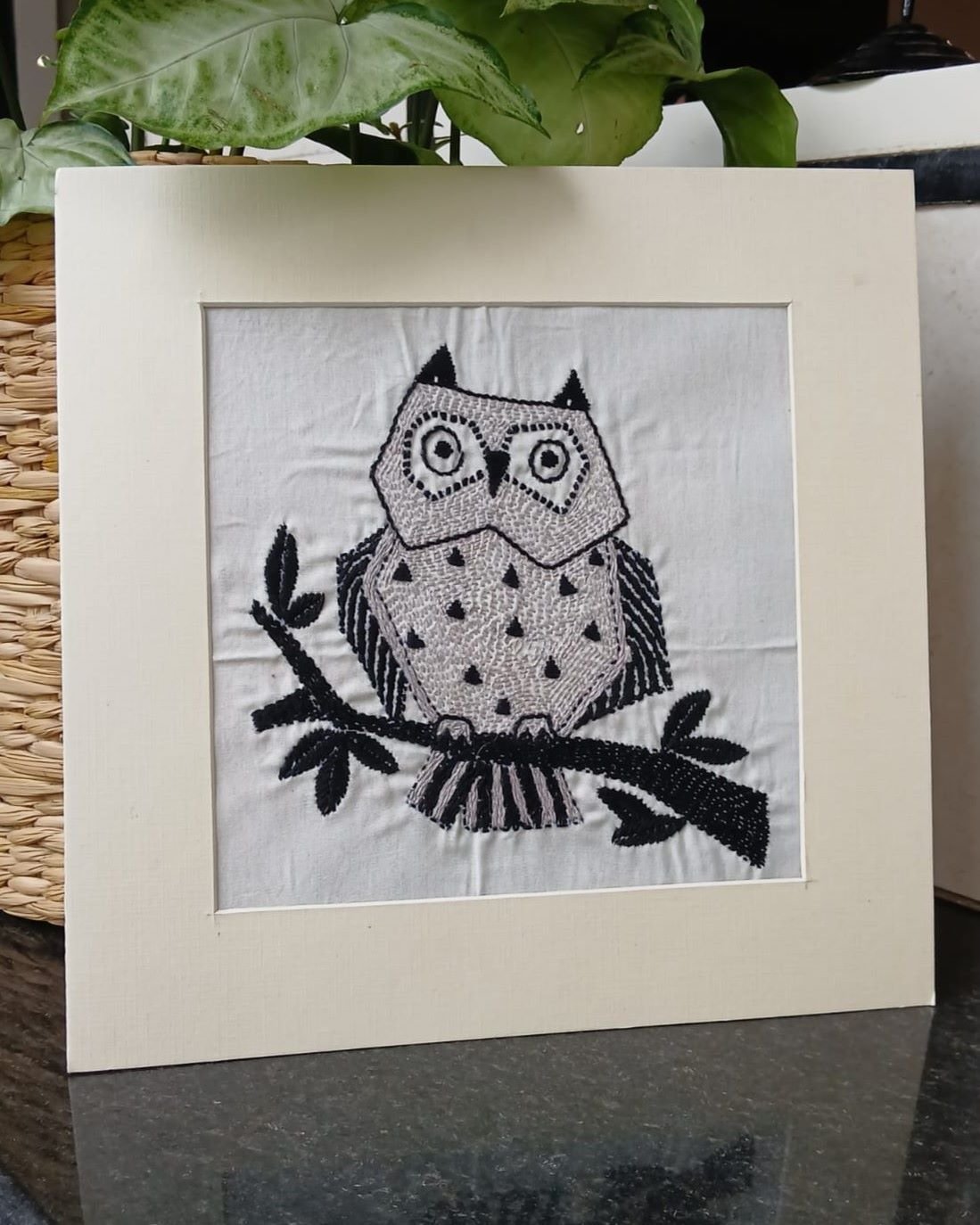 Kantha Embroidered Artwork Owl – (ARTW0011)