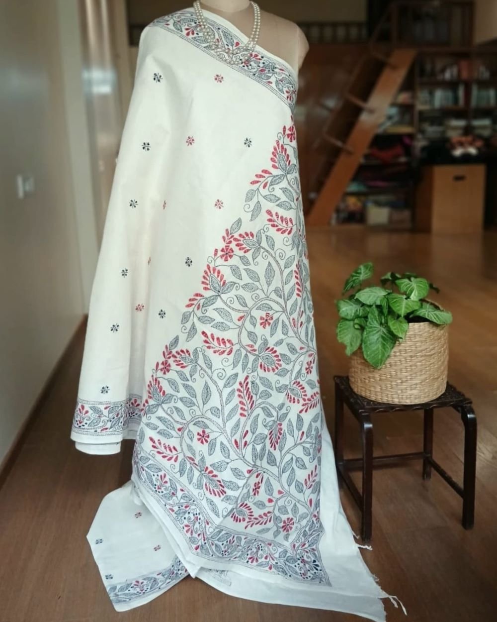 Cotton Kantha Saree from Santiniketan – (KNCS1026) - Image 6