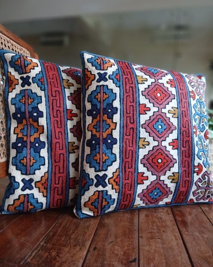 Densely embroidered cushion covers in paako style – (DECC0008) - Image 3