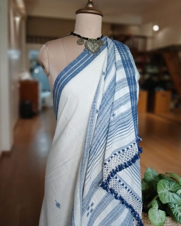 Bhujodi Saree handwoven in Kala Cotton – (BHUJ0088) - Image 2