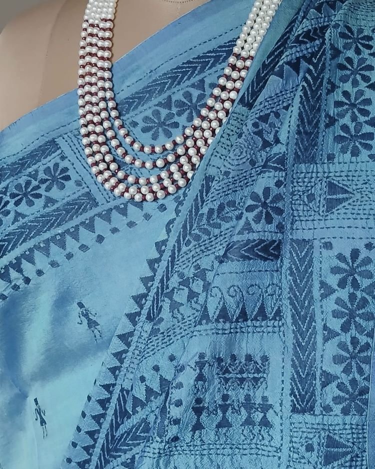 Santiniketan Kantha Saree in pure Bisnupuri Silk – (SNBK1032) - Image 6