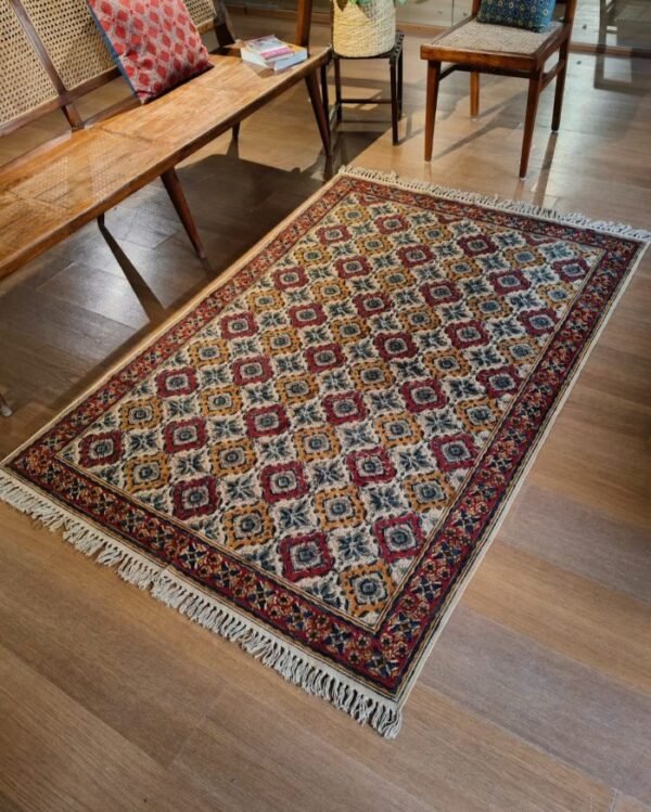 Kalamkari Dhurrie from Warangal (6 x 4 ft) – (NWKD1007) - Image 2