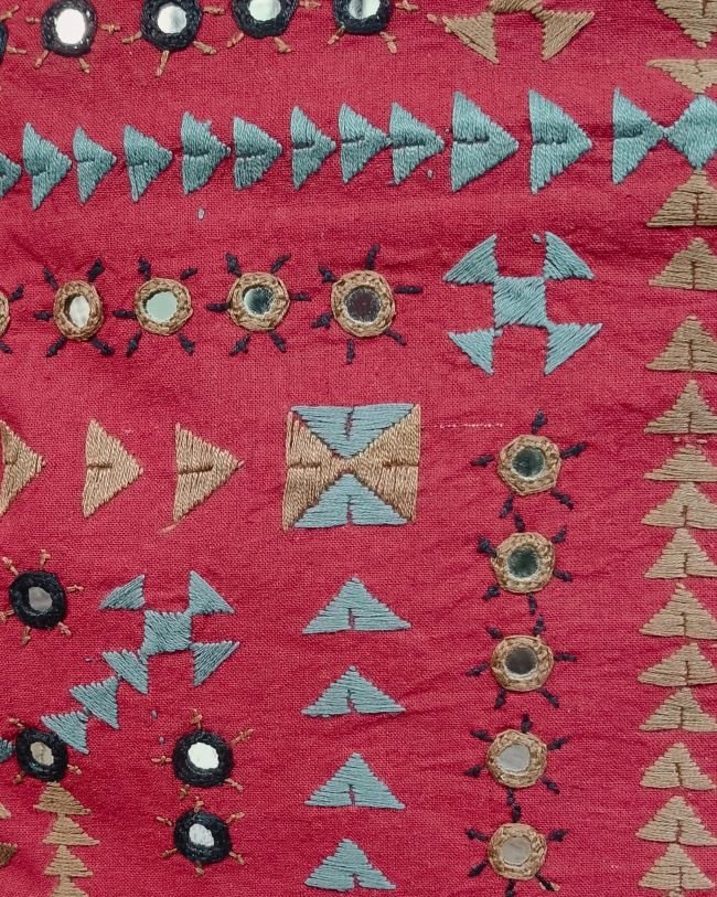 Barmer Embroidered Cushion Cover Set - (BECC0005) - Image 3