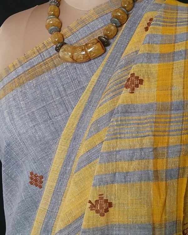 Ahimsa Eri Silk saree from Sualkuchi in Assam - (AESS0003) - Image 4