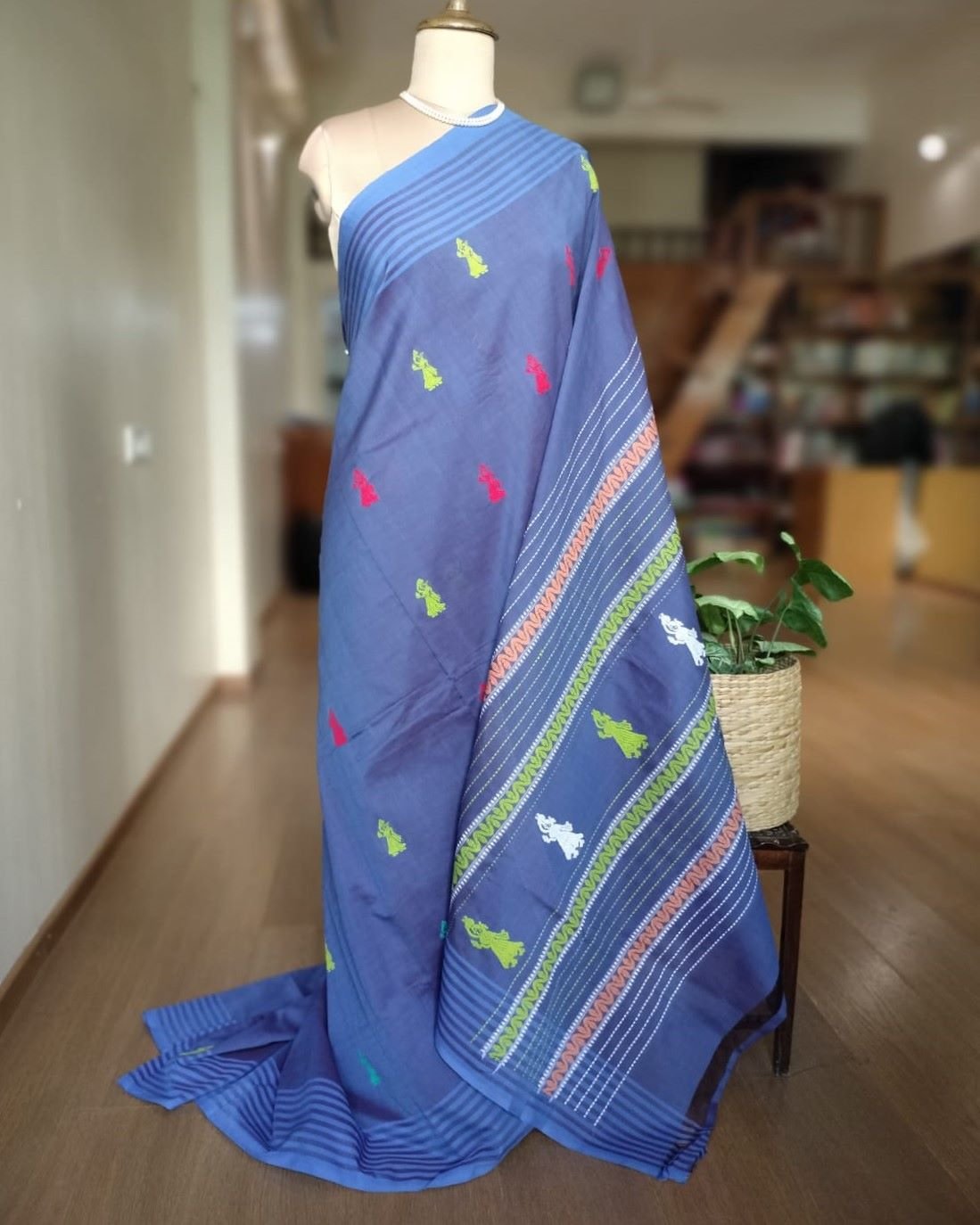 Gollabhama (milkmaid / gopika) handweave saree in cotton – (WGHS1012)