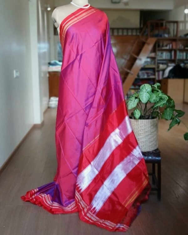 Handwoven Sarees from Hubli in Karnataka - (HSHK0001)