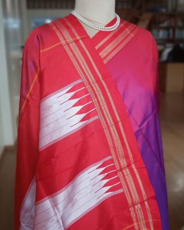 Handwoven Sarees from Hubli in Karnataka - (HSHK0001) - Image 3