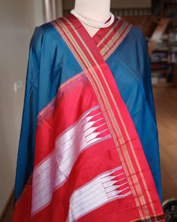 Handwoven Sarees from Hubli in Karnataka - (HSHK0002) - Image 3