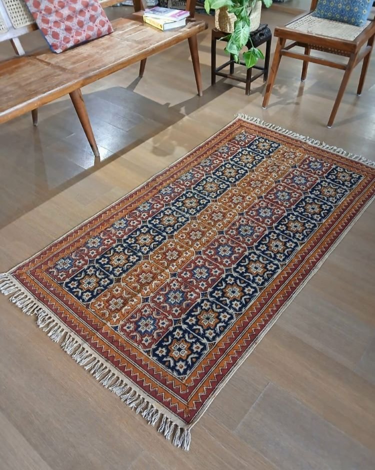 Kalamkari Dhurrie from Warangal (5 x 3 ft) – (NWKD1131) - Image 2