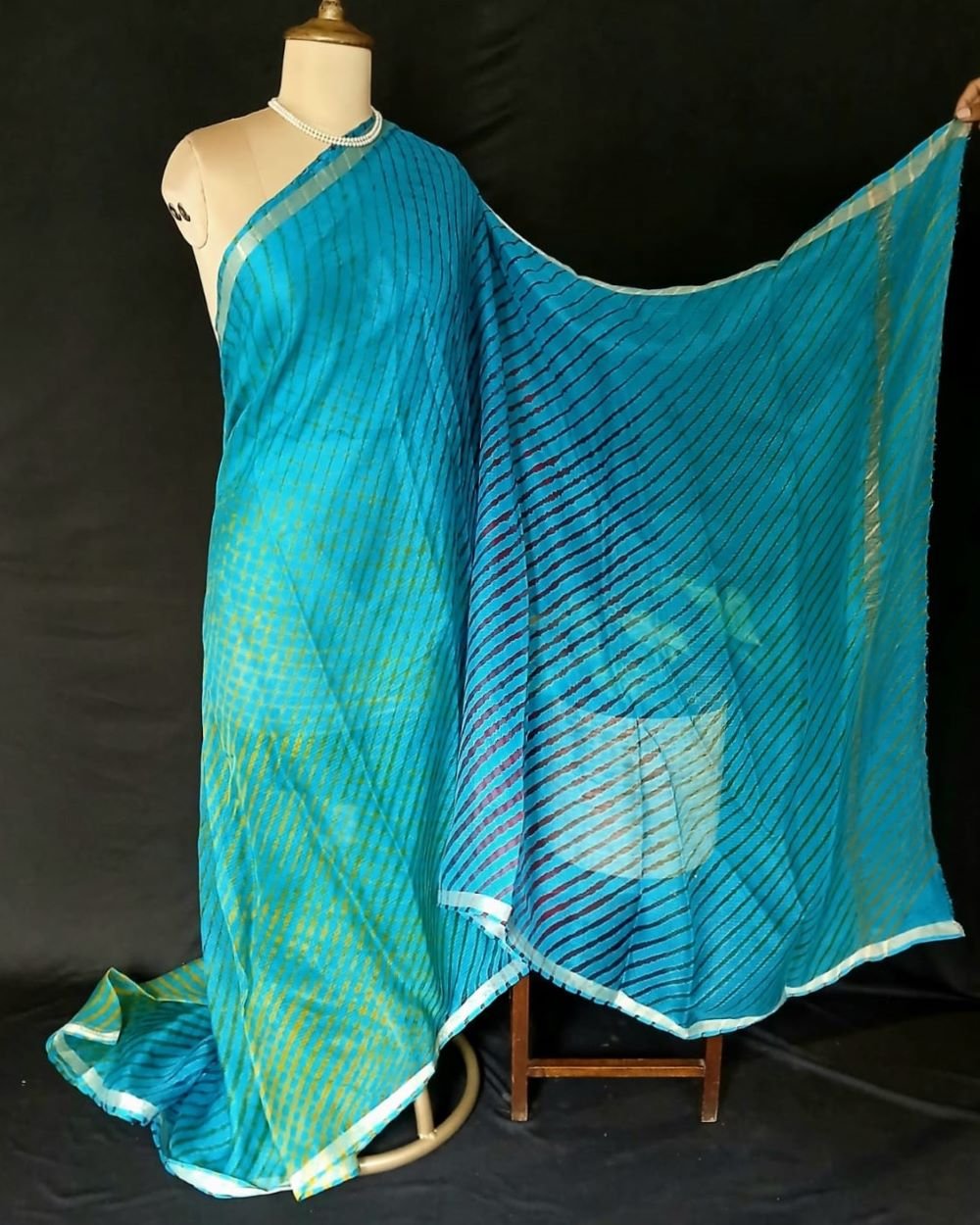 Hand tie-dye Leheriya on Kota Silk (HTKS0016) - Image 3