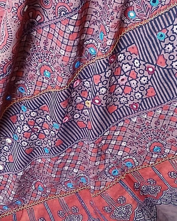 Barmer Ajrakh with Embroidered Palla Mul Cotton Saree - (AMCE1021) - Image 8