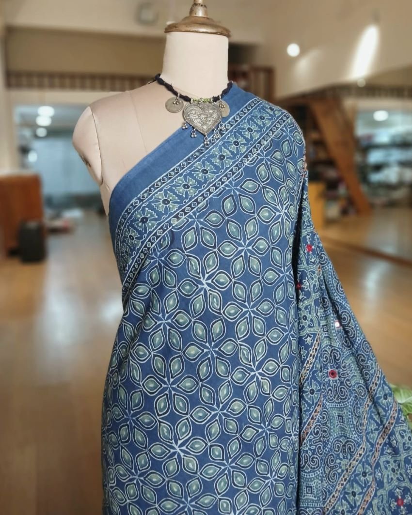 Barmer Ajrakh with Embroidered Palla Mul Cotton Saree - (AMCE1032) - Image 3