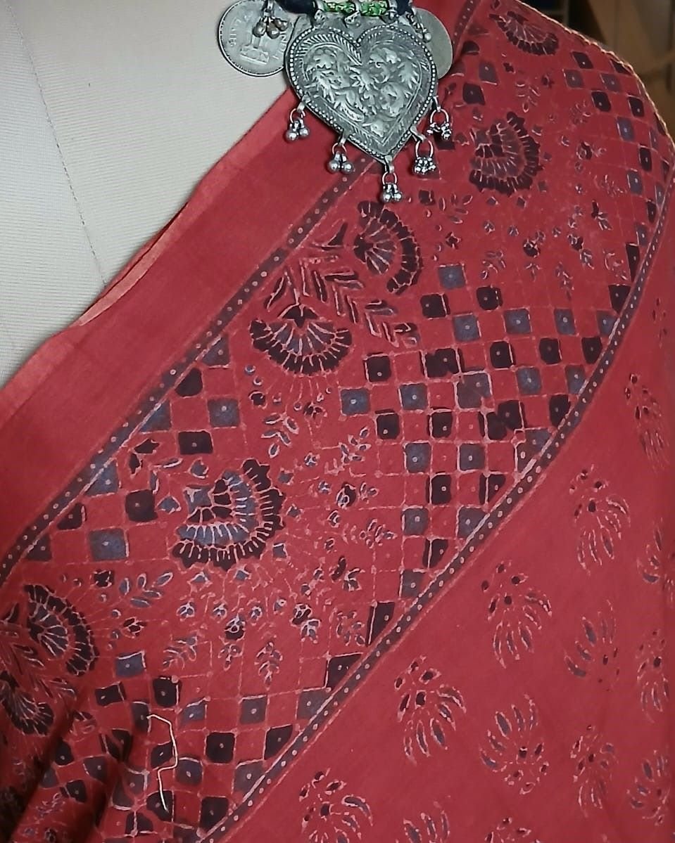 Barmer Ajrakh with Embroidered Palla Mul Cotton Saree – (AMCE1035) - Image 4